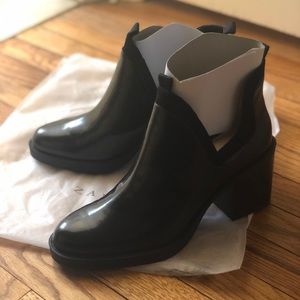 Zara cut out boots 39/8.5